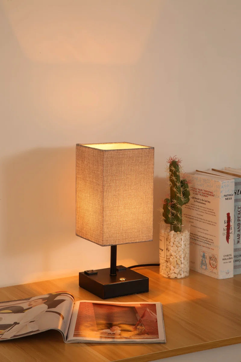 Fusaro Metal USB Table Lamp